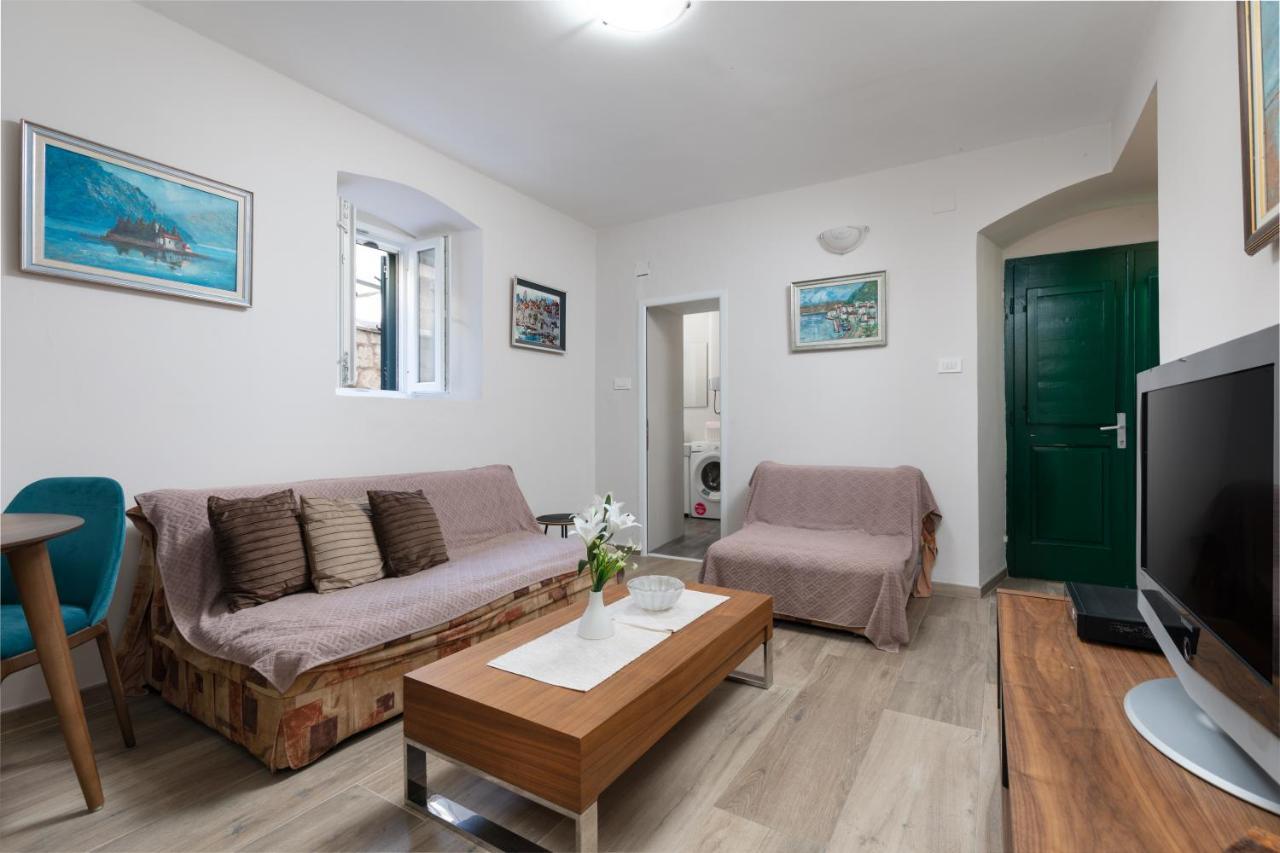Tanja'S Seafront Orahovac Apartment Kotor Kültér fotó