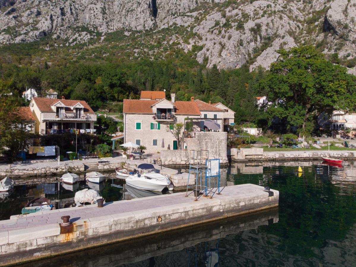 Tanja'S Seafront Orahovac Apartment Kotor Kültér fotó