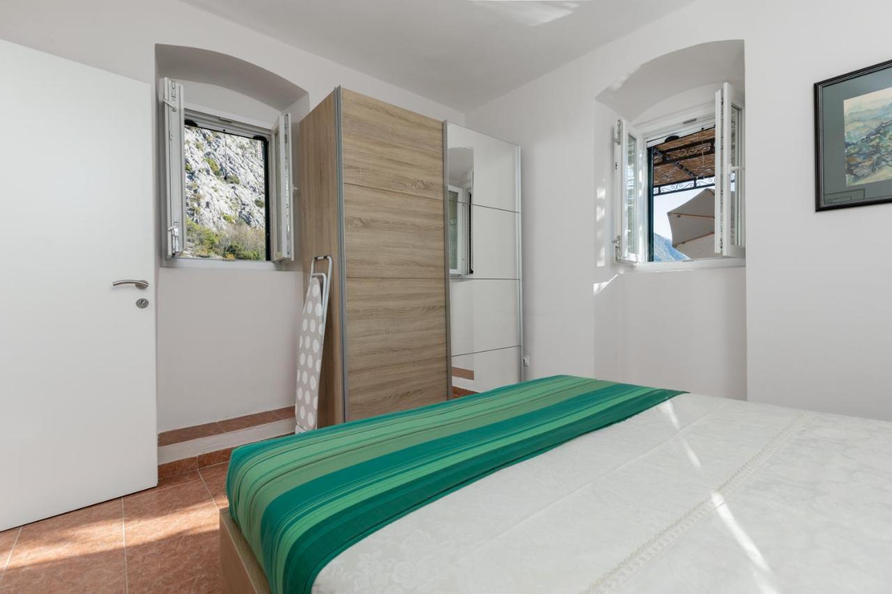 Tanja'S Seafront Orahovac Apartment Kotor Kültér fotó