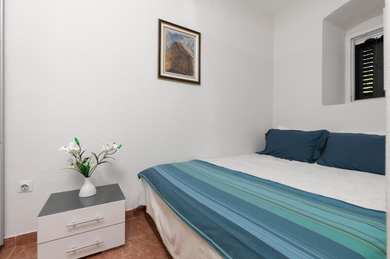 Tanja'S Seafront Orahovac Apartment Kotor Kültér fotó