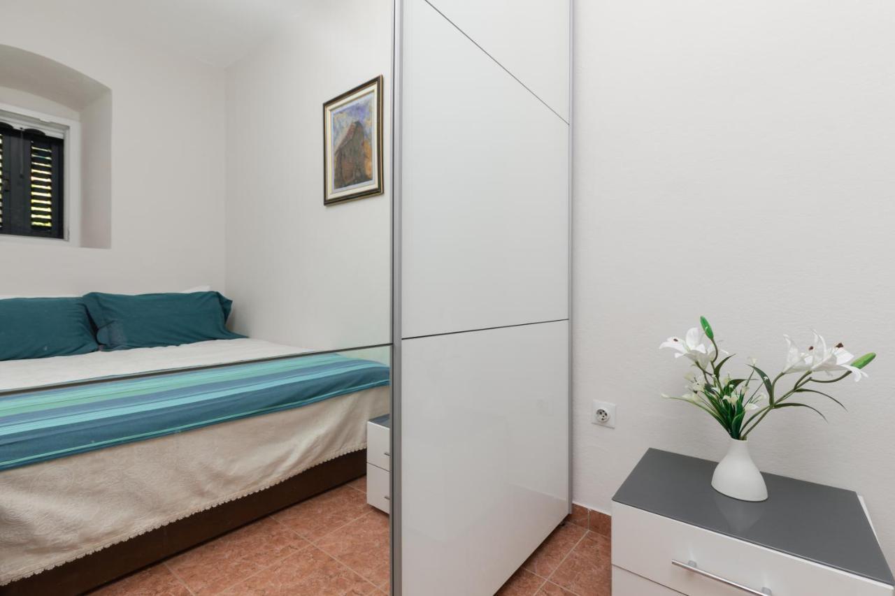 Tanja'S Seafront Orahovac Apartment Kotor Kültér fotó